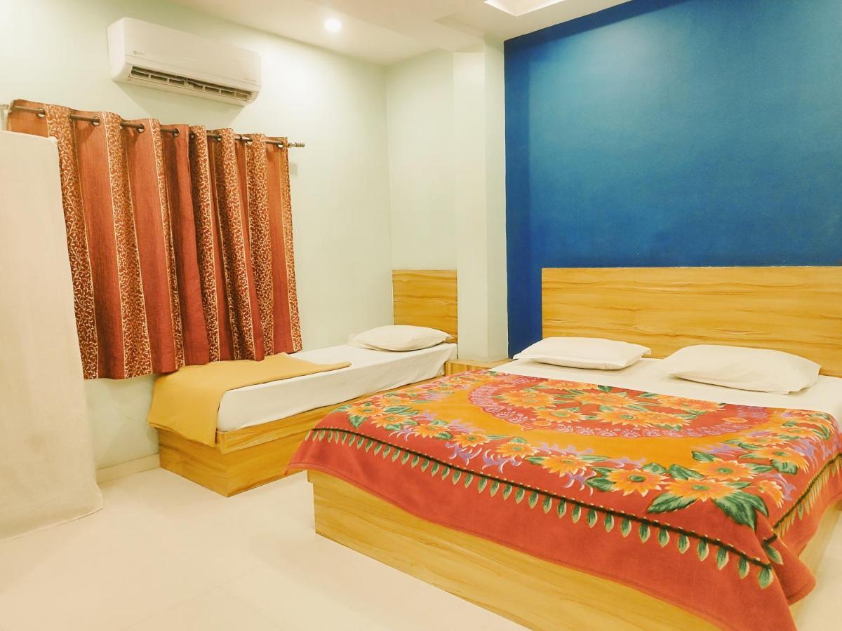 Hotel Guru Kripa - 500Mtr From Shreenathji Temple Nāthdwāra Exterior foto